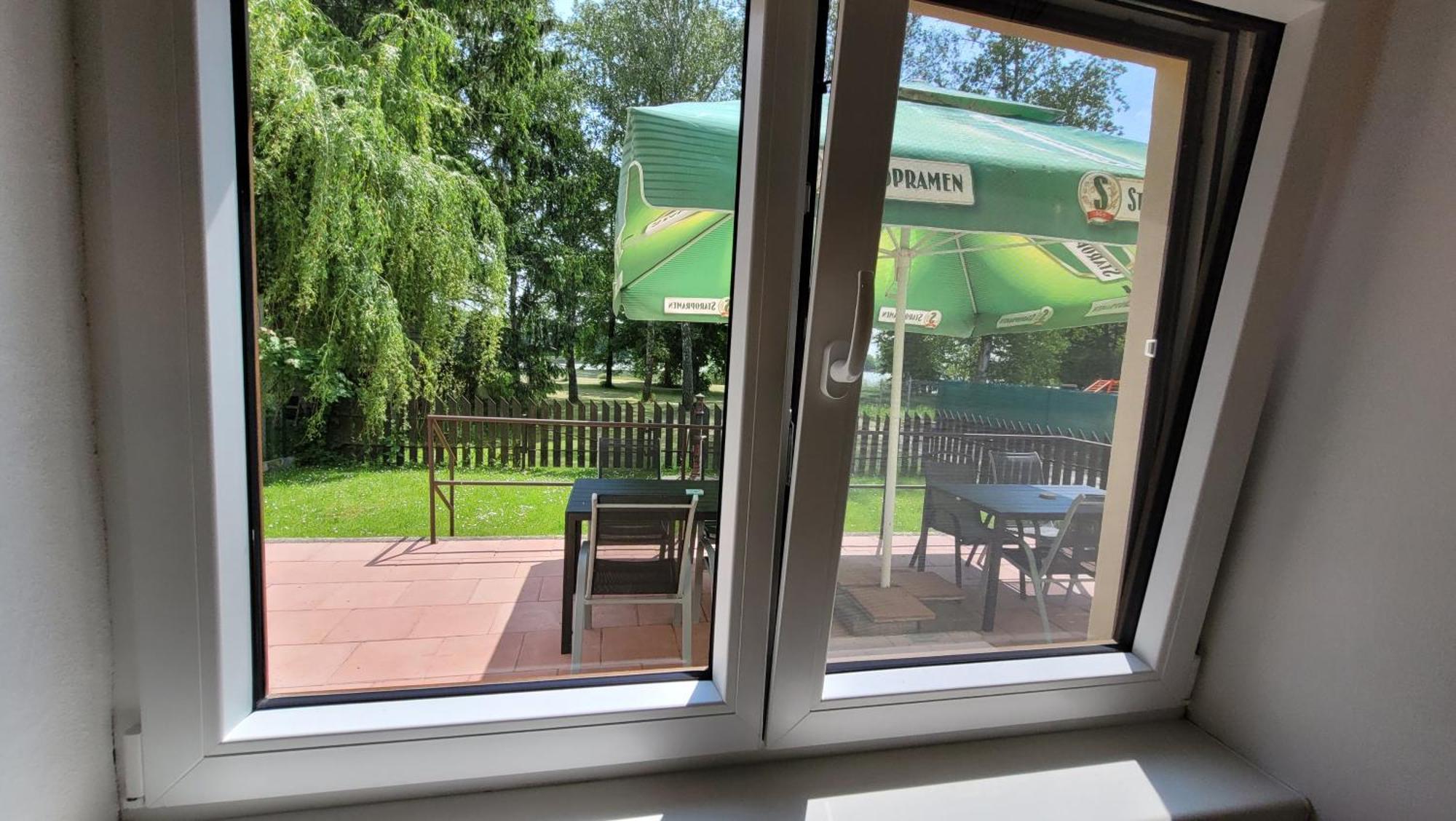 Jihoceska Pohoda U Plaze Třeboň Exterior foto